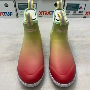 XTRATUF Women's Gradient Winter Boots - Red and Yellow